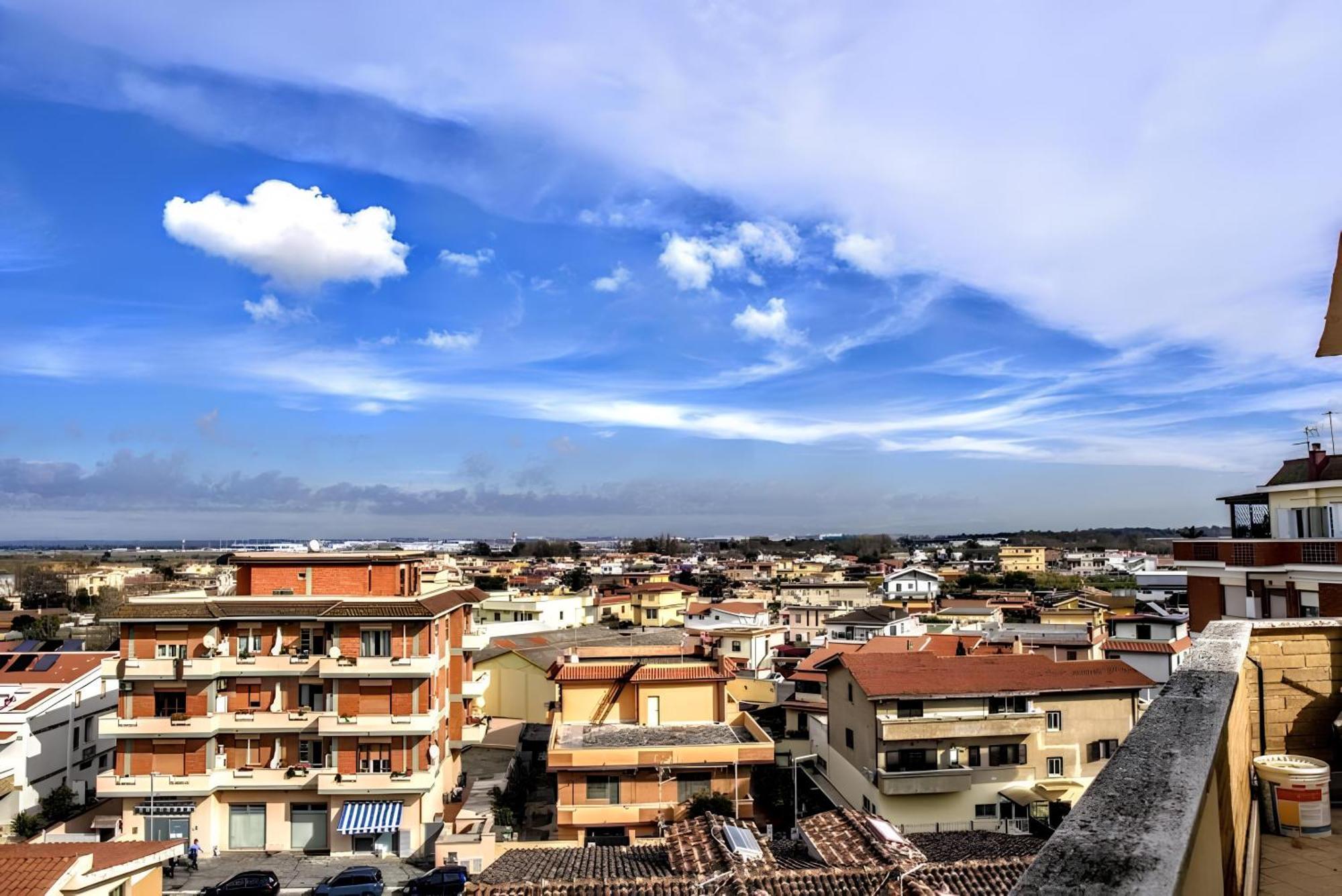 Vuel Sea View House -10 Minutes From The Airport Fiumicino Apartment Exterior photo